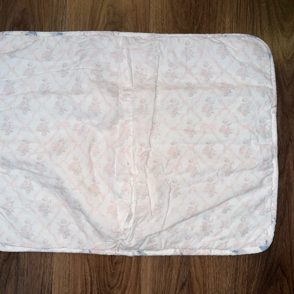 My Texas House Rebecca Twin Floral Quilt and Pillow Set
